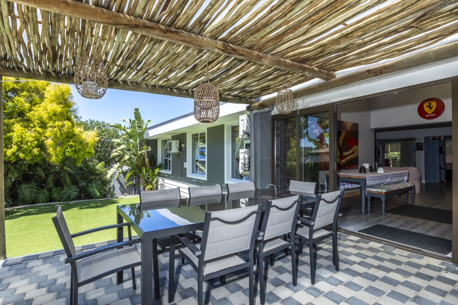 4 Bedroom Property for Sale in Welgemoed Western Cape